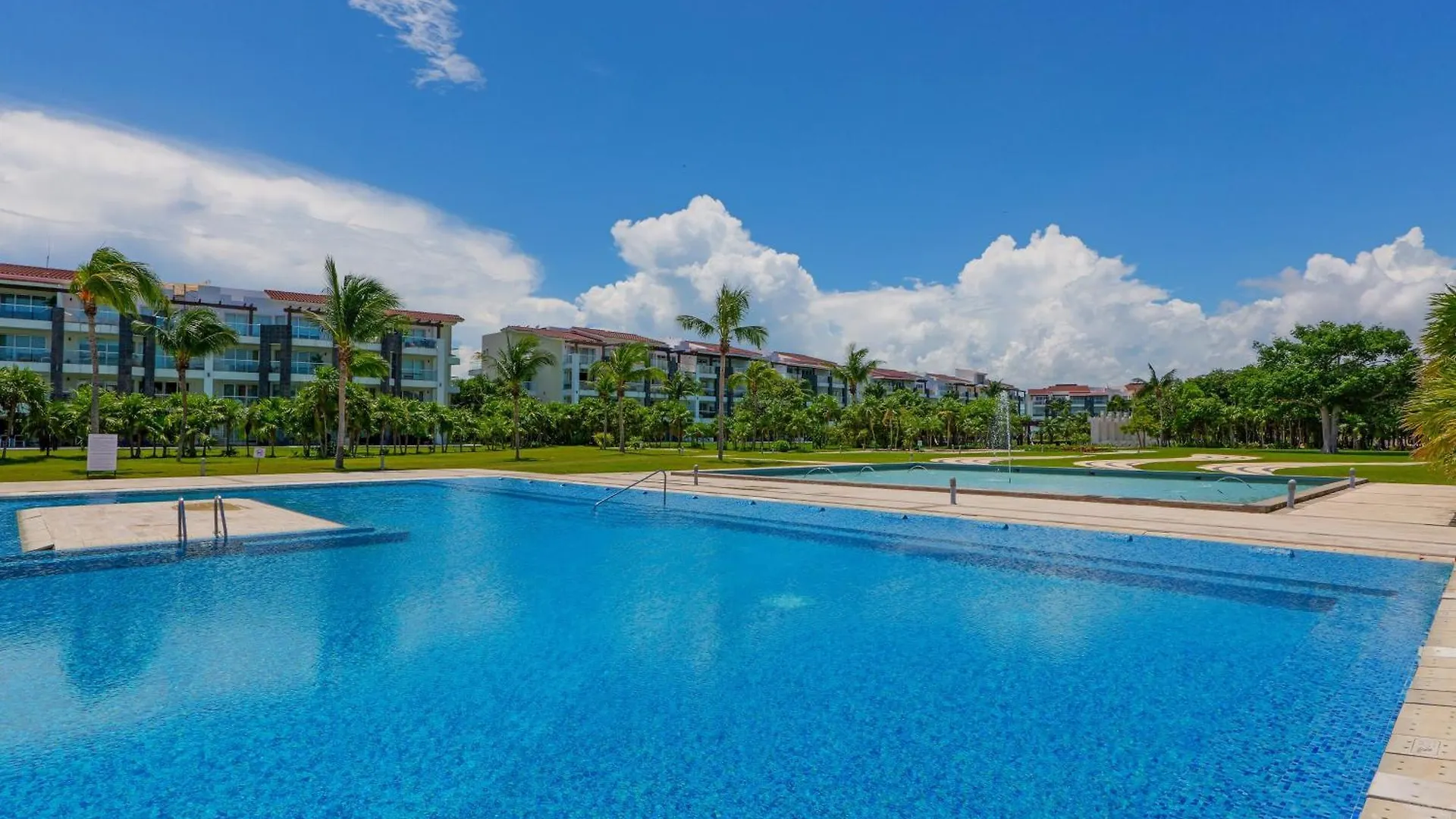 Seaside Serenity Retreat At Mareazul Norte - 2 Bedroom Playa del Carmen 0*,  Mexiko